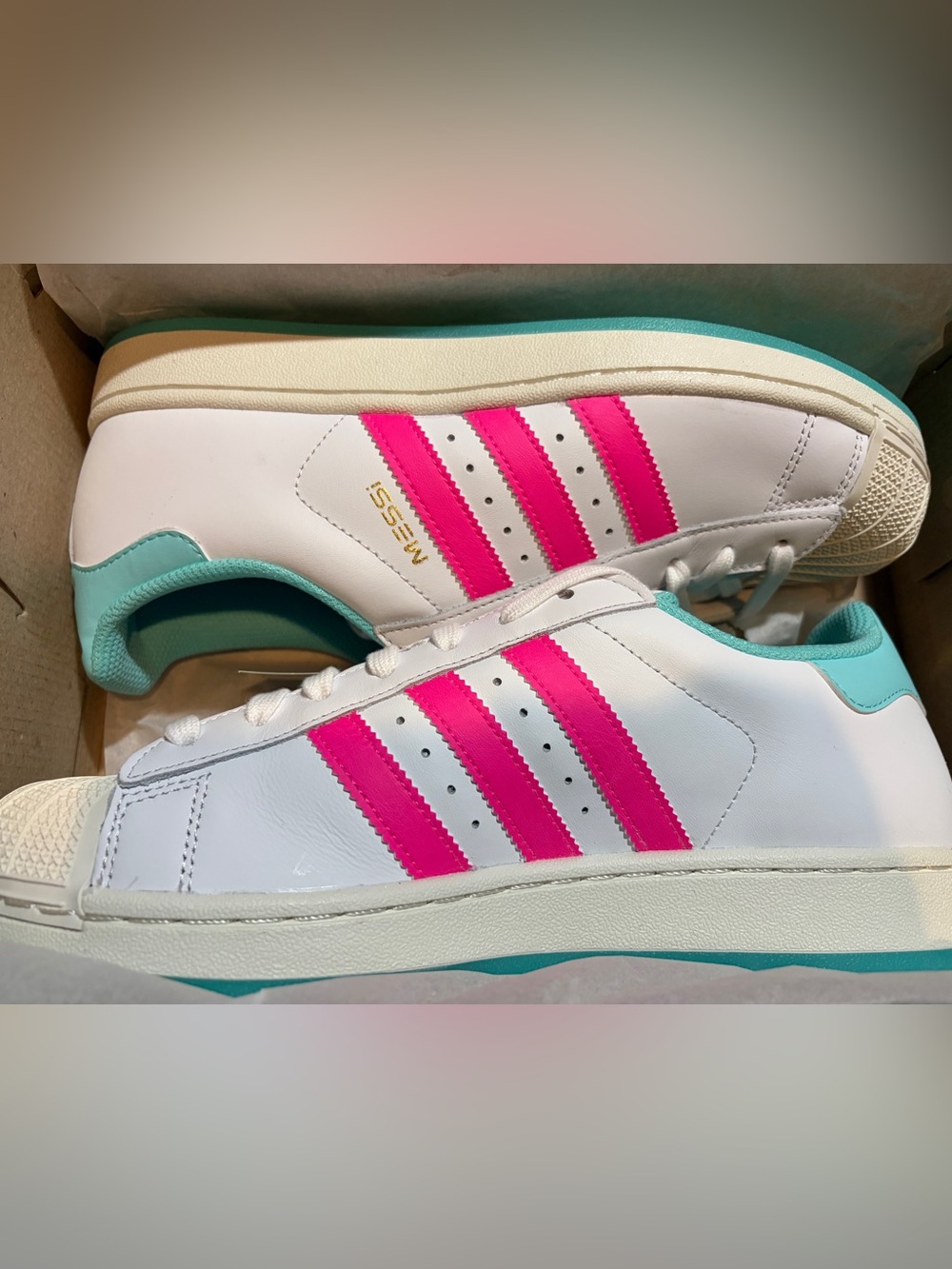Adidas Messi Superstar Women’s Size 9.5